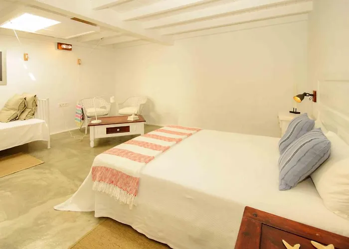 Hotel La Casa De Salinas *